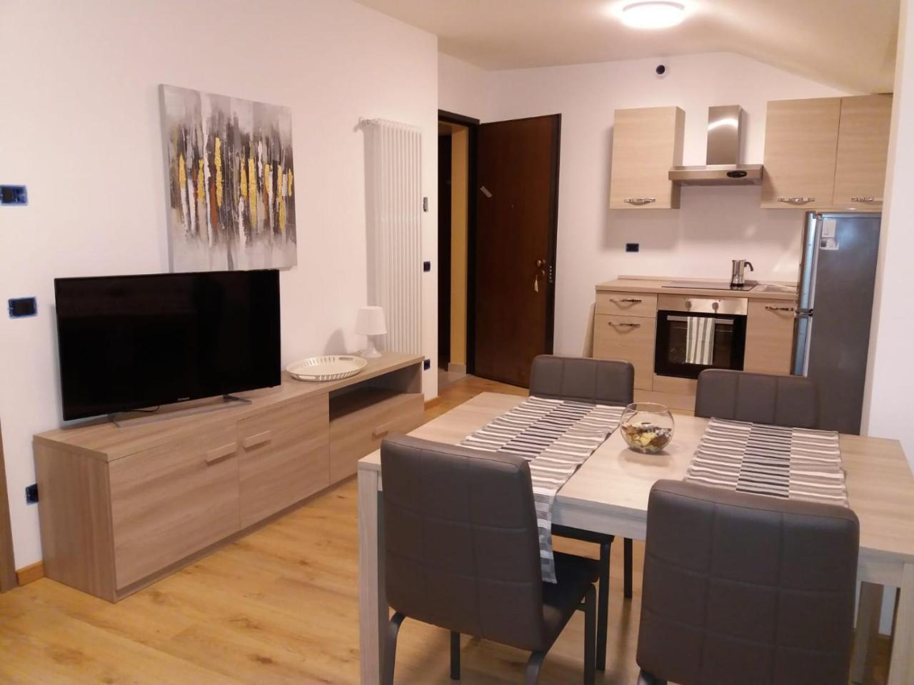 Residenza Castel Restor Comano Terme Buitenkant foto
