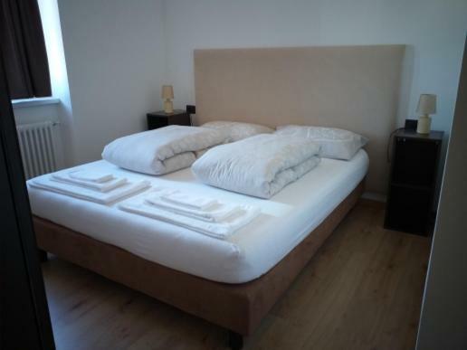 Residenza Castel Restor Comano Terme Buitenkant foto